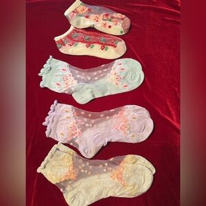 Bundle of 5 pair sheer socke